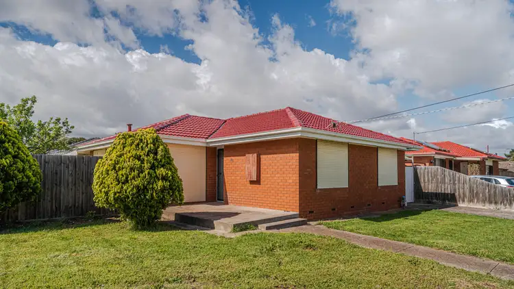 36 Warrington Crescent, Deer Park VIC 3023