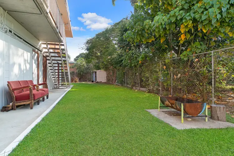 Sixth view of Homely unit listing, 2/8 Cusack Parade, Wynnum QLD 4178