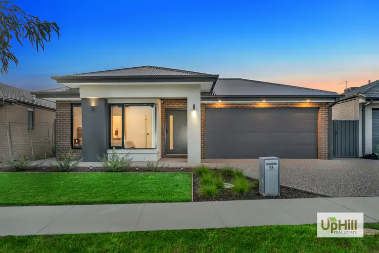 57 Timberline Parkway, Pakenham VIC 3810