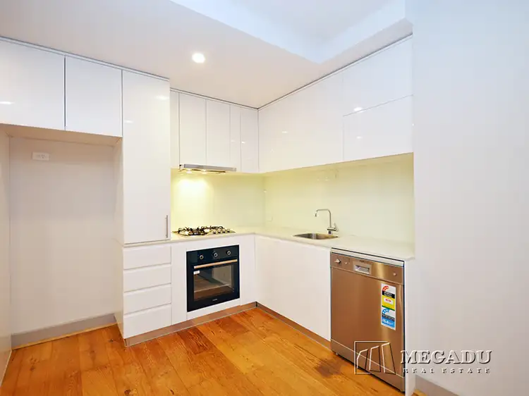 Fourth view of Homely apartment listing, 4/28 Glenmore Street, Box Hill VIC 3128