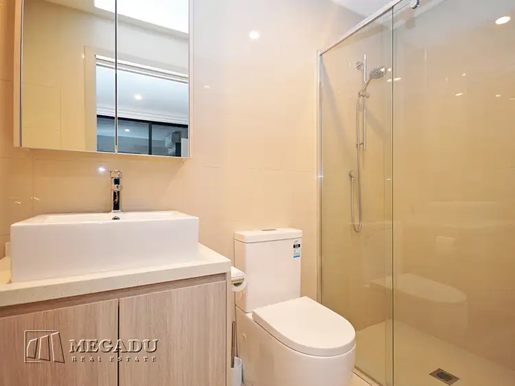 Fifth view of Homely apartment listing, 4/28 Glenmore Street, Box Hill VIC 3128
