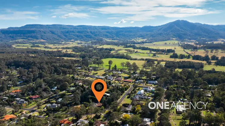 8 Lochaven Drive, Bangalee NSW 2541