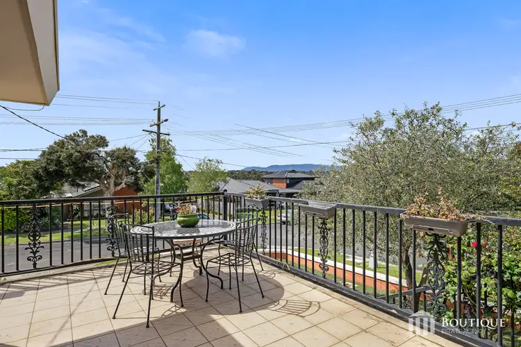 6 Suffolk Road, Dandenong North VIC 3175