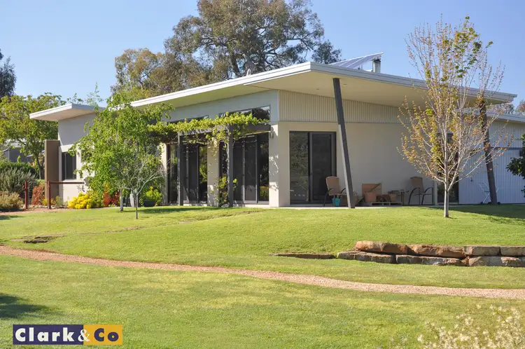 Second view of Homely house listing, 7 Oaksford Drive, Mansfield VIC 3722