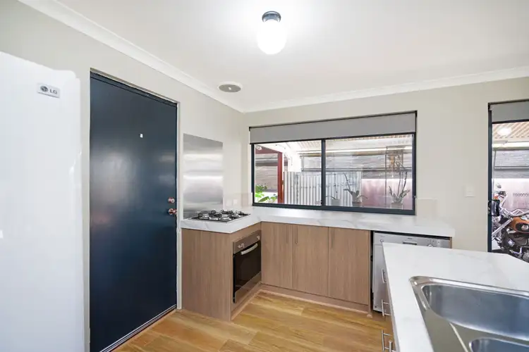 Fourth view of Homely house listing, 6 Higgs Court, Brookdale WA 6112