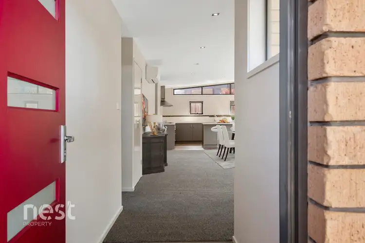 2/8 Phemie Court, Brighton TAS 7030