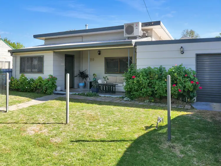 29 Grosvenor Street, Narrandera NSW 2700