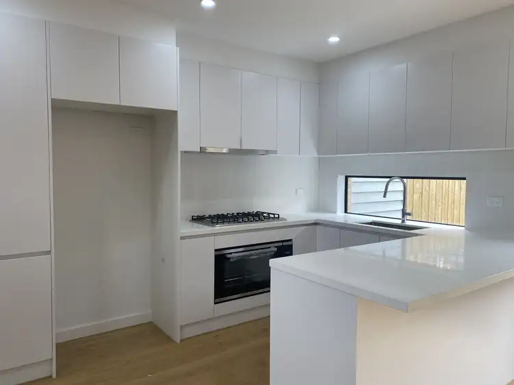 2/10 Marlborough Street, Fawkner VIC 3060
