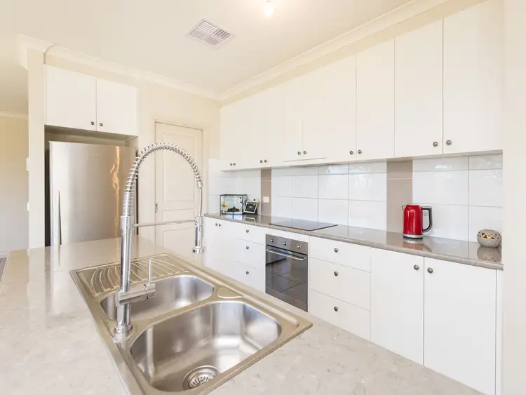 Sixth view of Homely house listing, 19 Sherring Way, Mildura VIC 3500