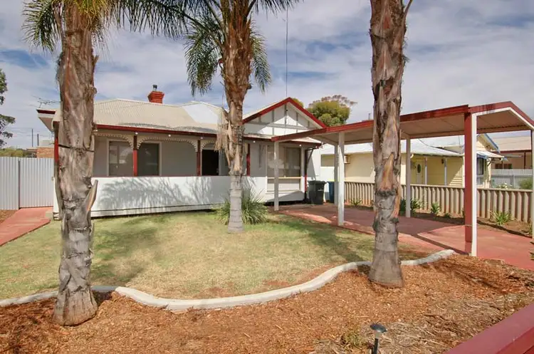 15 Campbell Street, Lamington WA 6430