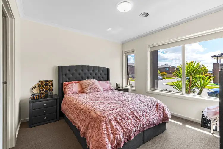 Fifth view of Homely house listing, 28 Postema Drive, Point Cook VIC 3030