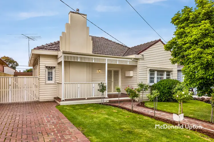 62 Grandview Avenue, Pascoe Vale South VIC 3044