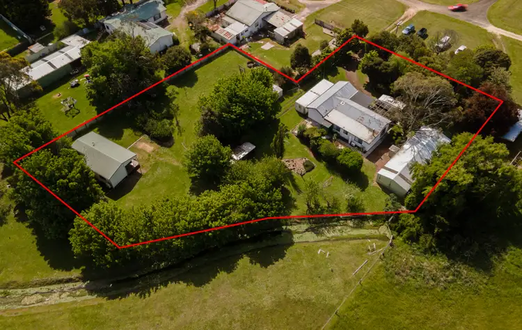 24 Barclay Street East, Heywood VIC 3304