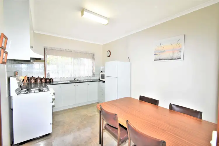 Sixth view of Homely house listing, 1/75 EDWARDS STREET, Wangaratta VIC 3677