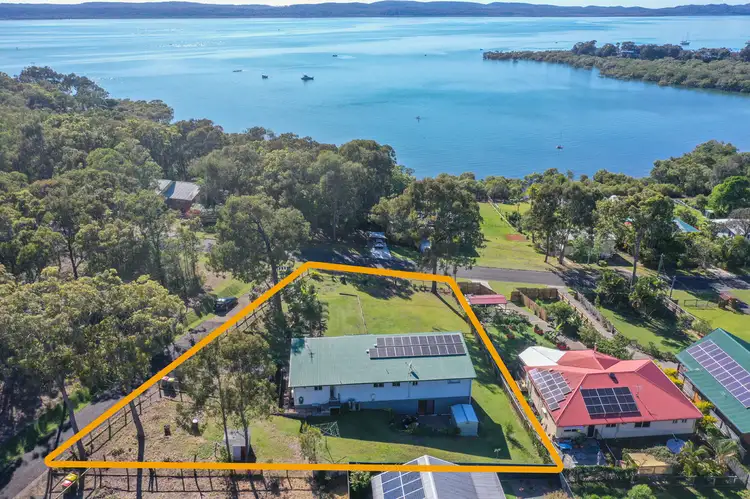 Second view of Homely house listing, 4 Cross Street, Macleay Island QLD 4184