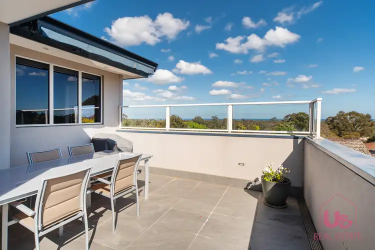 Third view of Homely house listing, 10 Kooluna Court, Frankston VIC 3199