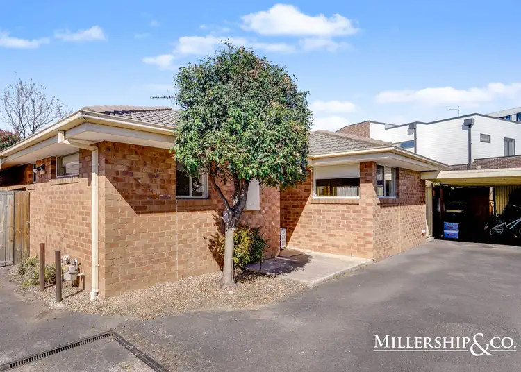 Main view of Homely house listing, 2/5 Kelvin Grove, South Morang VIC 3752