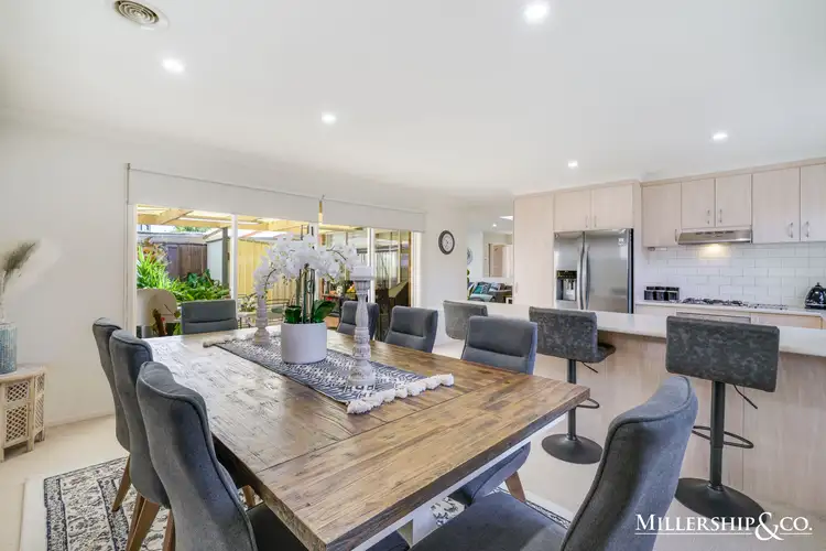 Fifth view of Homely house listing, 2/5 Kelvin Grove, South Morang VIC 3752