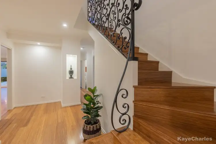 Fourth view of Homely house listing, 3 Biralee Court, Berwick VIC 3806