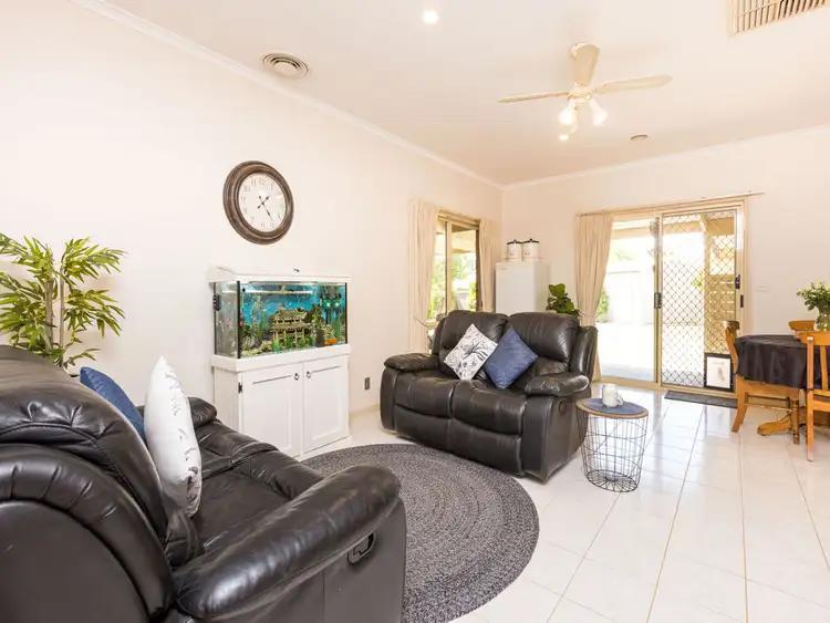 Fifth view of Homely house listing, 4 Topaz Court, Mildura VIC 3500