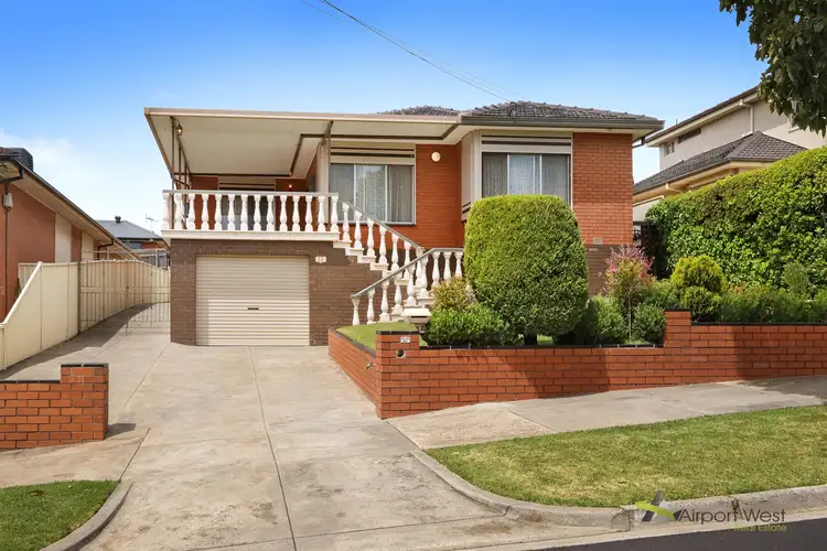 32 Kingsley Road, Airport West VIC 3042