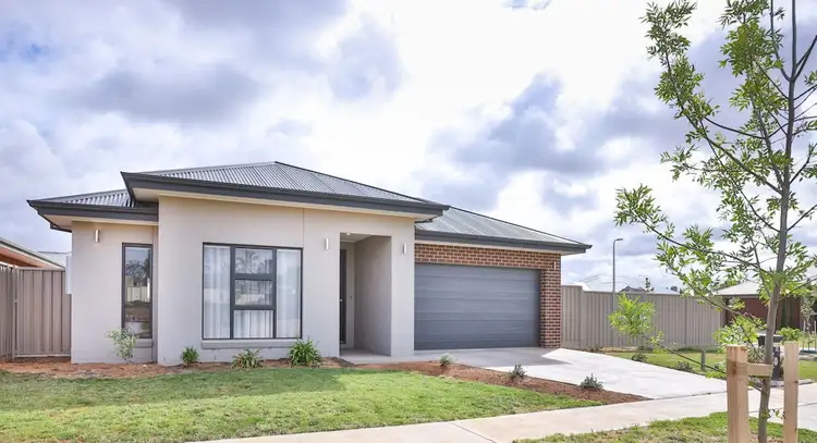 28 Central Park Drive