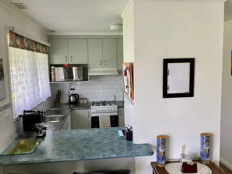 Fifth view of Homely house listing, 38 Healey Close, Wodonga VIC 3690