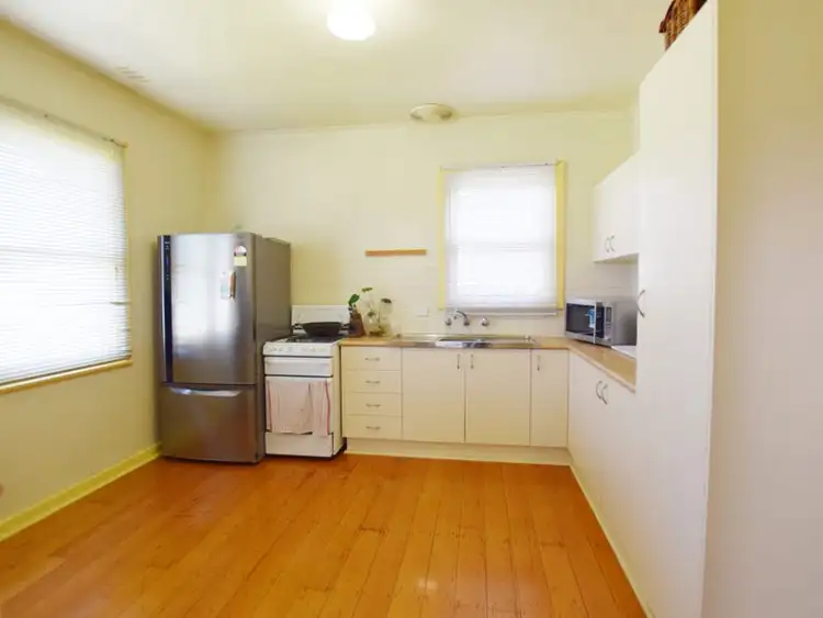 Second view of Homely house listing, 2 Samantha Terrace, Wodonga VIC 3690