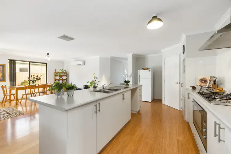 Sixth view of Homely house listing, 26 Randwick Bend, Harrisdale WA 6112