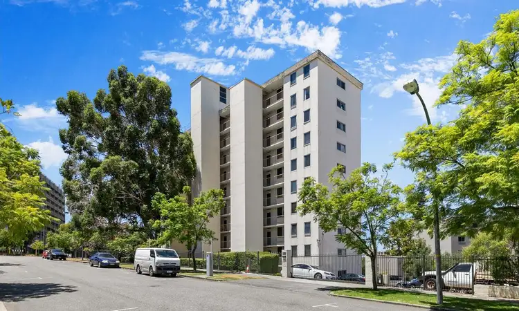 53/60 Forrest Avenue