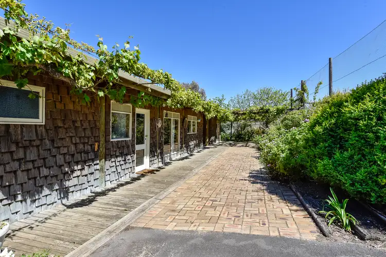 29857 Princes Highway, Yahl SA 5291