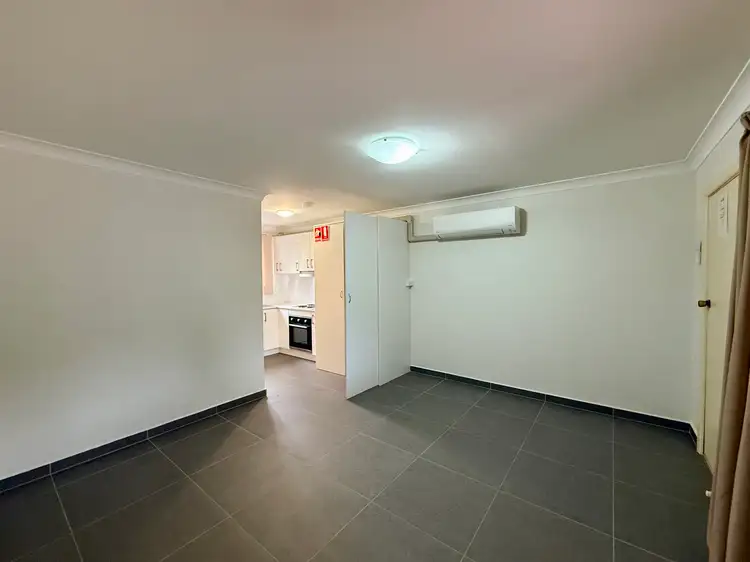 18/237 Sharp Street, Cooma NSW 2630