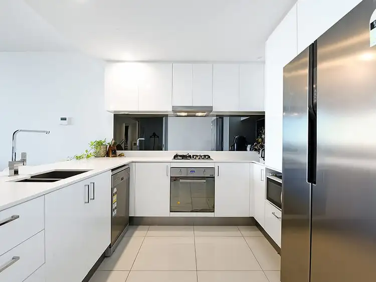 Third view of Homely unit listing, 11204/5 Harbour Side Court, Biggera Waters QLD 4216