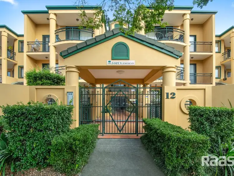 10/12 Spendelove Avenue, Southport QLD 4215