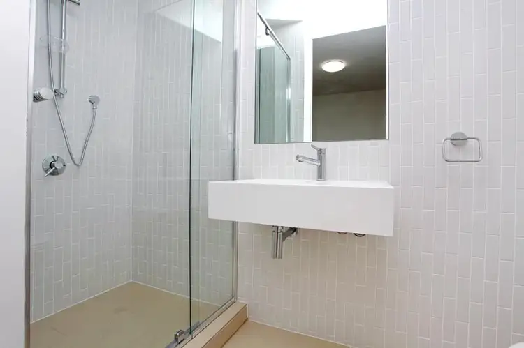 Fifth view of Homely apartment listing, 6/110 Maribyrnong Road, Moonee Ponds VIC 3039