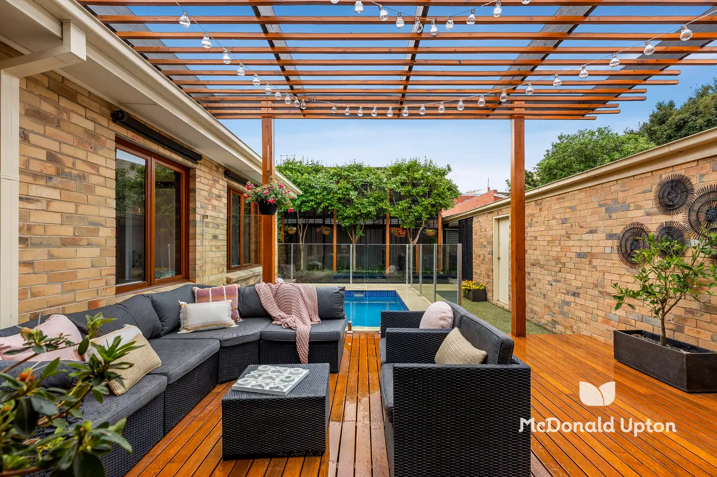 Main view of Homely house listing, 6 Brunel Court, Aberfeldie VIC 3040