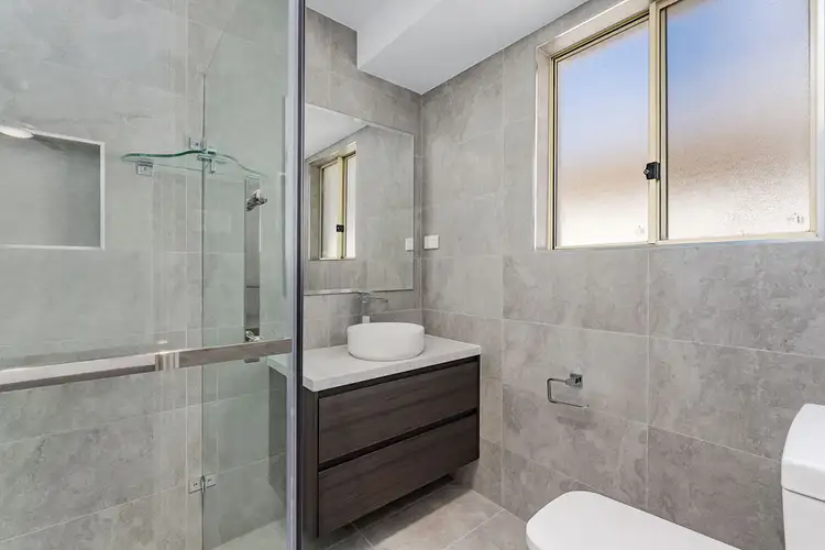 Fifth view of Homely house listing, 32 St Helens Close, West Hoxton NSW 2171
