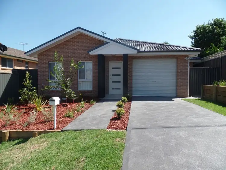 1A Clareville Close