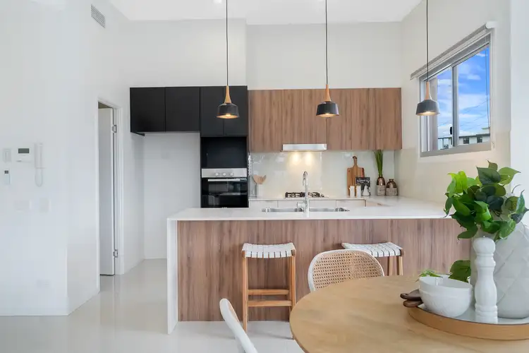 Fourth view of Homely apartment listing, 18/22 Bay Terrace, Wynnum QLD 4178