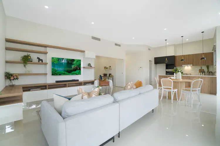 Fifth view of Homely apartment listing, 18/22 Bay Terrace, Wynnum QLD 4178