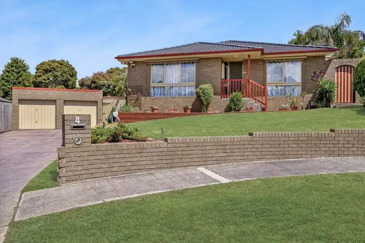 4 Poole Court, Endeavour Hills VIC 3802