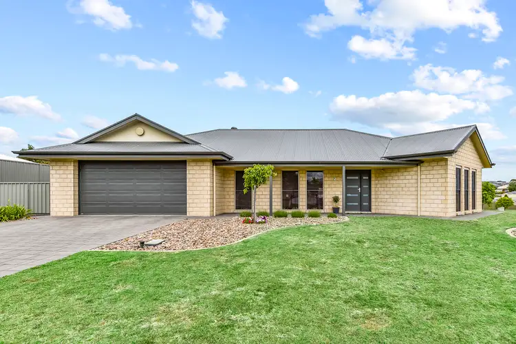 Main view of Homely house listing, 2 Birkdale Court, Worrolong SA 5291