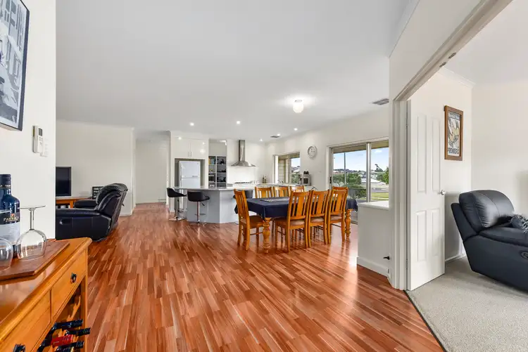 Second view of Homely house listing, 2 Birkdale Court, Worrolong SA 5291
