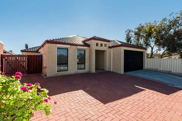 40 Teraglin Way, Warnbro WA 6169