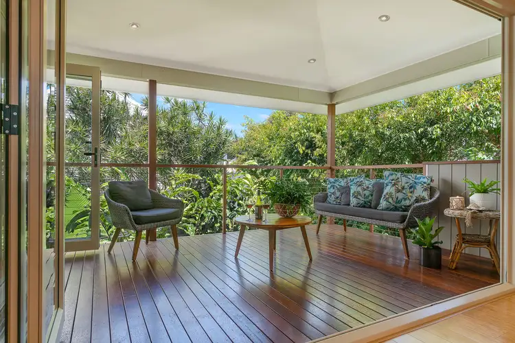 Sixth view of Homely house listing, 10 Boxgrove Avenue, Wynnum QLD 4178