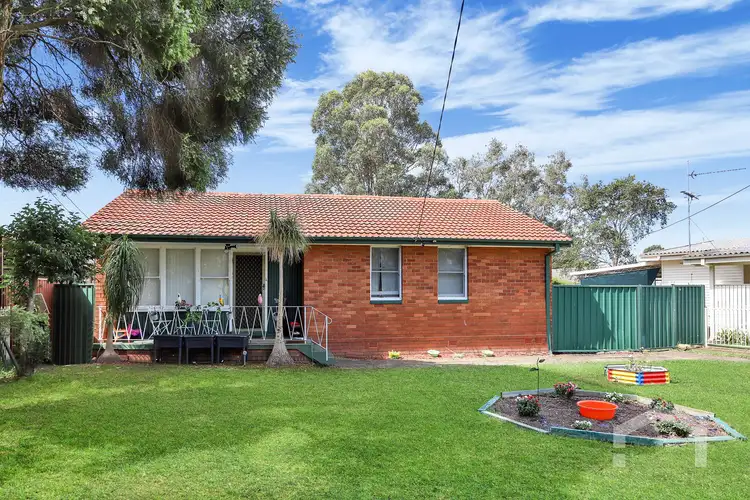 57 Mariana Cresent, Lethbridge Park NSW 2770
