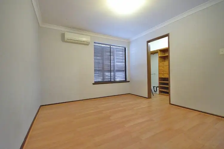 Sixth view of Homely house listing, 1 Eneabba Place, Armadale WA 6112