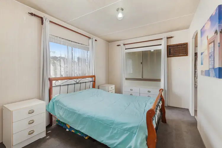 Fifth view of Homely house listing, 17 Andrew Avenue, Waterford Park VIC 3658