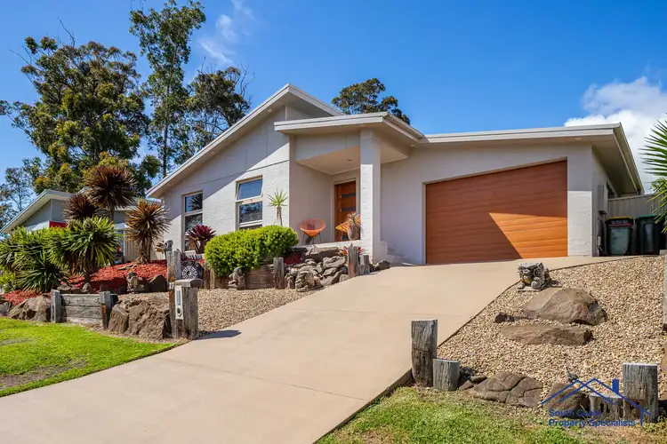 27 Wentworth Avenue, Sunshine Bay NSW 2536
