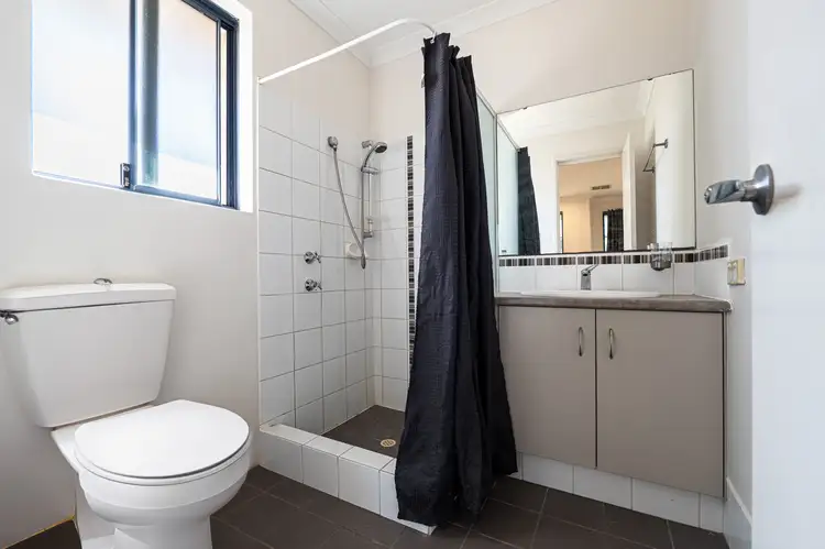 Fifth view of Homely house listing, 10 Clover Approach, Seville Grove WA 6112